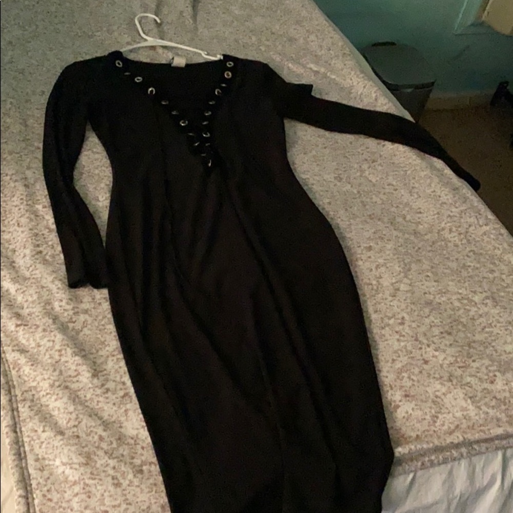 a black dress